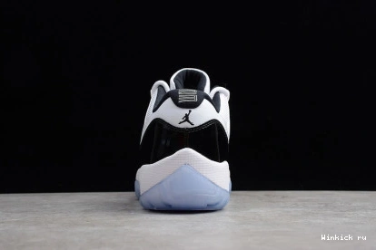 11 LOW  MENS 